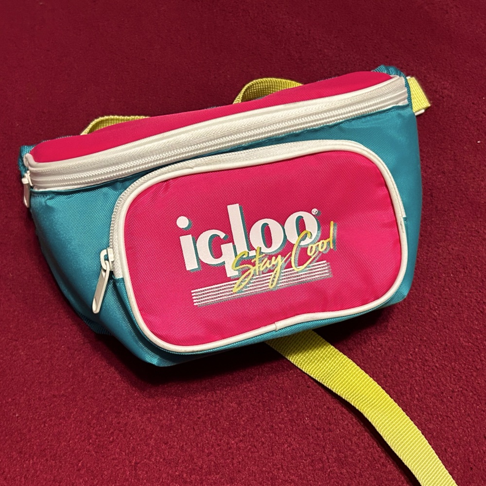 Igloo Fanny pack retro